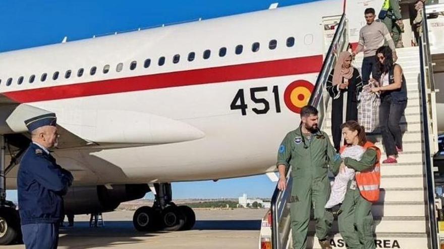 Varios niños gazatíes llegarán a la CAV y Navarra junto a sus familias para ser tratados