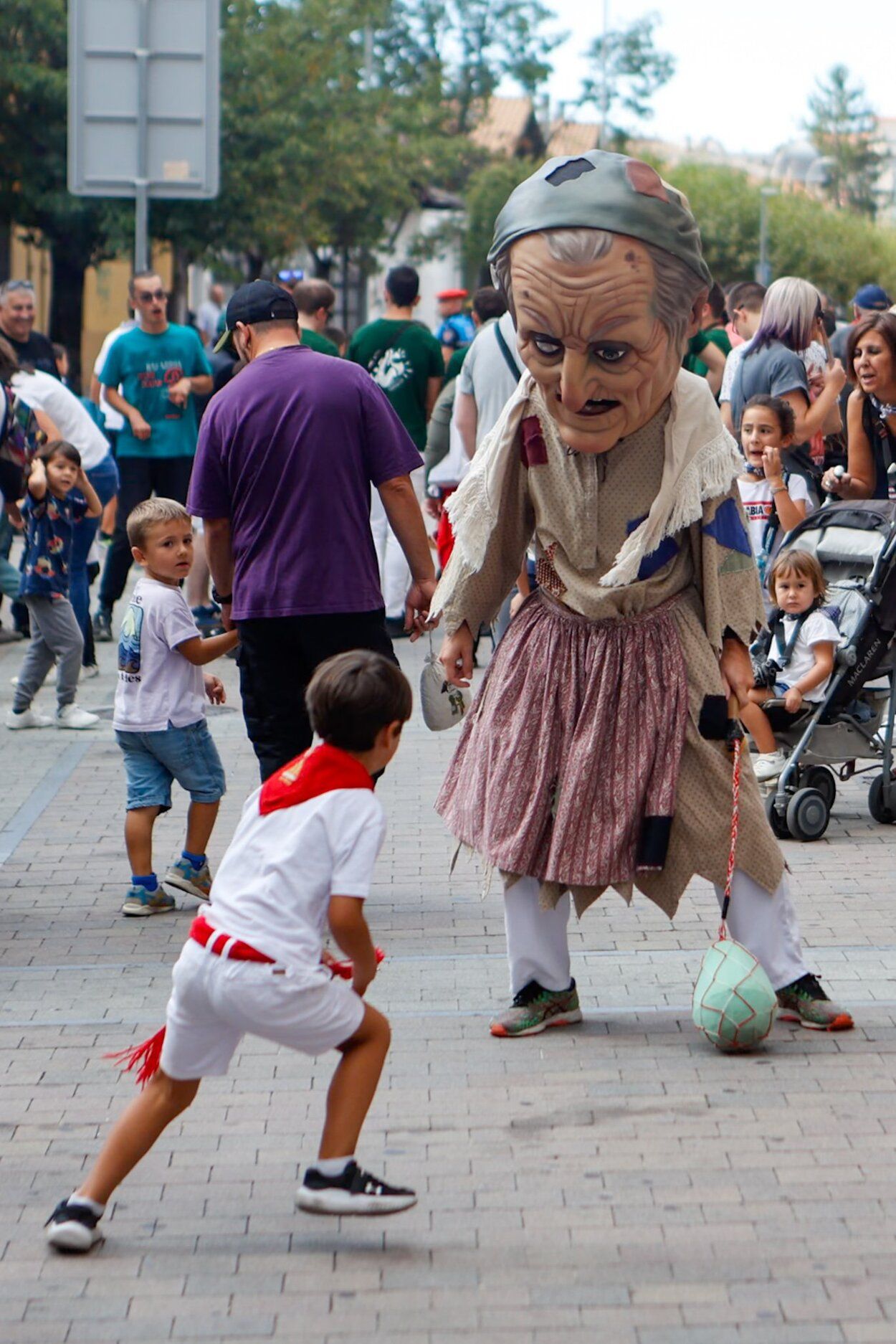 Fotos del chupinazo de fiestas de Villava-Atarrabia
