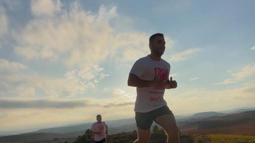 El reto solidario de dos jóvenes alaveses: 170 kilómetros corriendo sin descanso