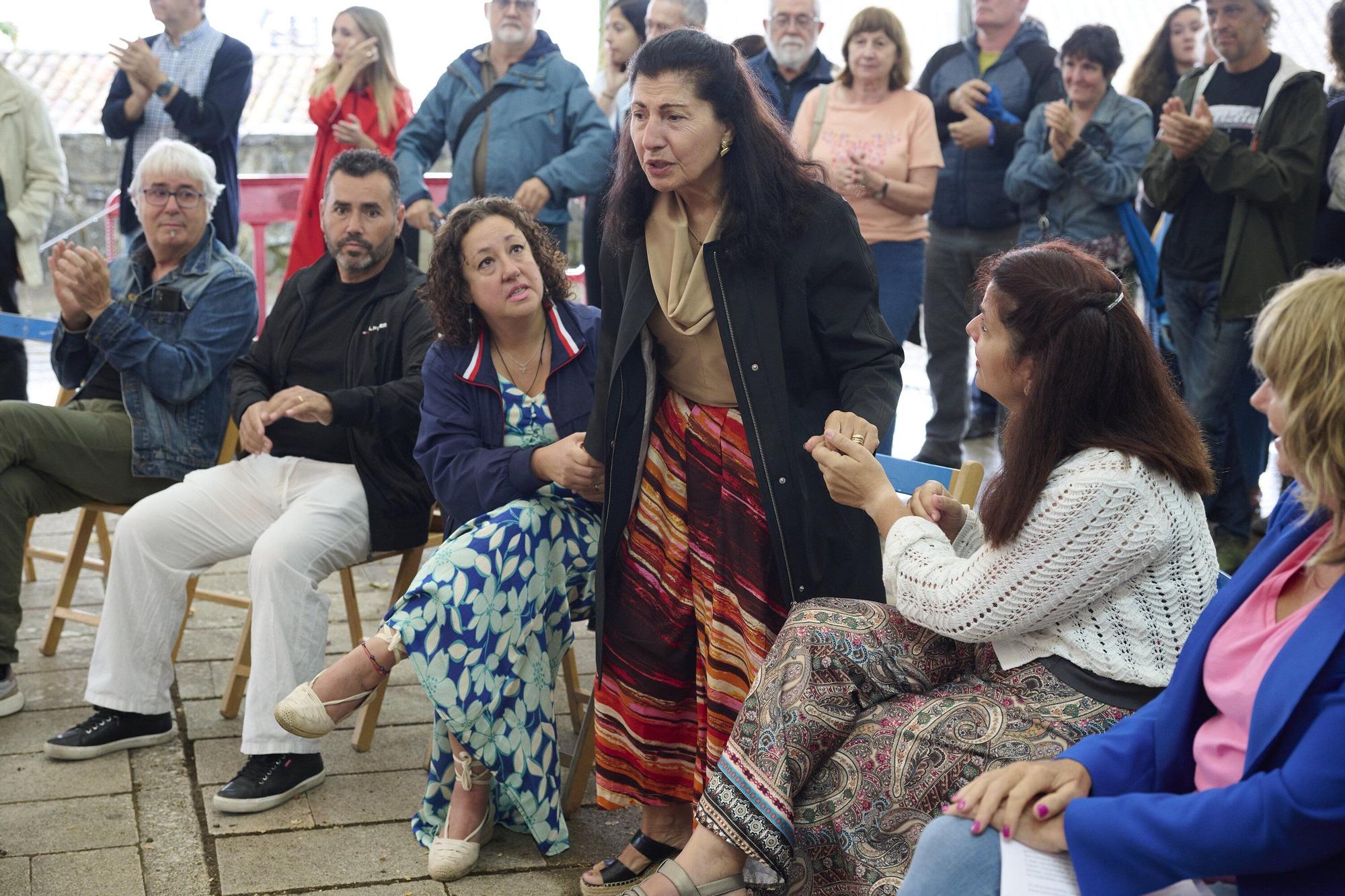 Ana Ollo entrega los restos del joven estadounidense fusilado a su familia en Berriozar