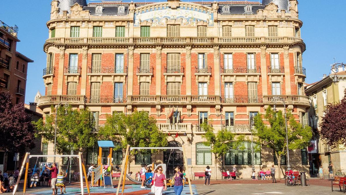 Imagen del colegio de la plaza de San Francisco Imagen del colegio de la plaza de San Francisco