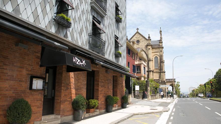Arzak denuncia la suplantación de su marca para realizar estafas en reservas online