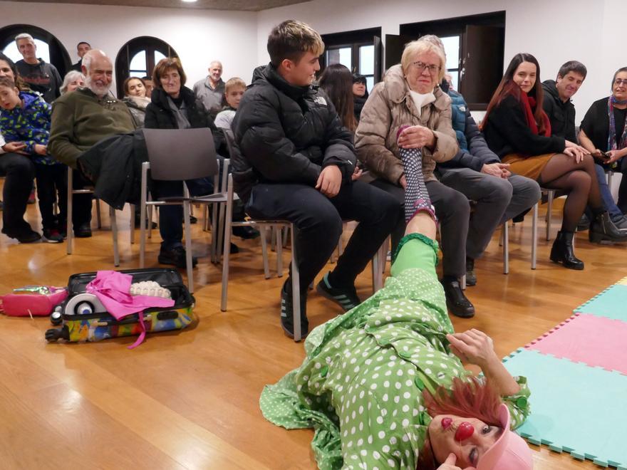 Pantxika Lamur puso humor a la entrega de premios.