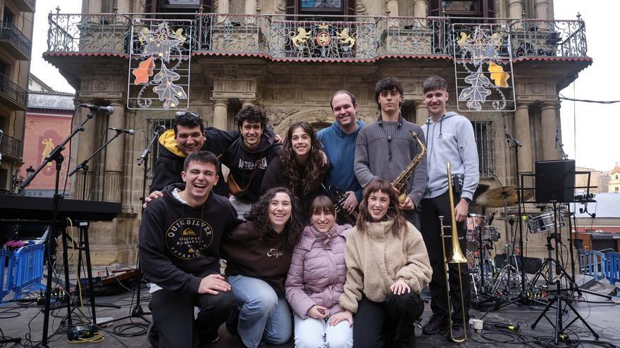 Jon Koldo, una banda unida por la amistad y la salsa