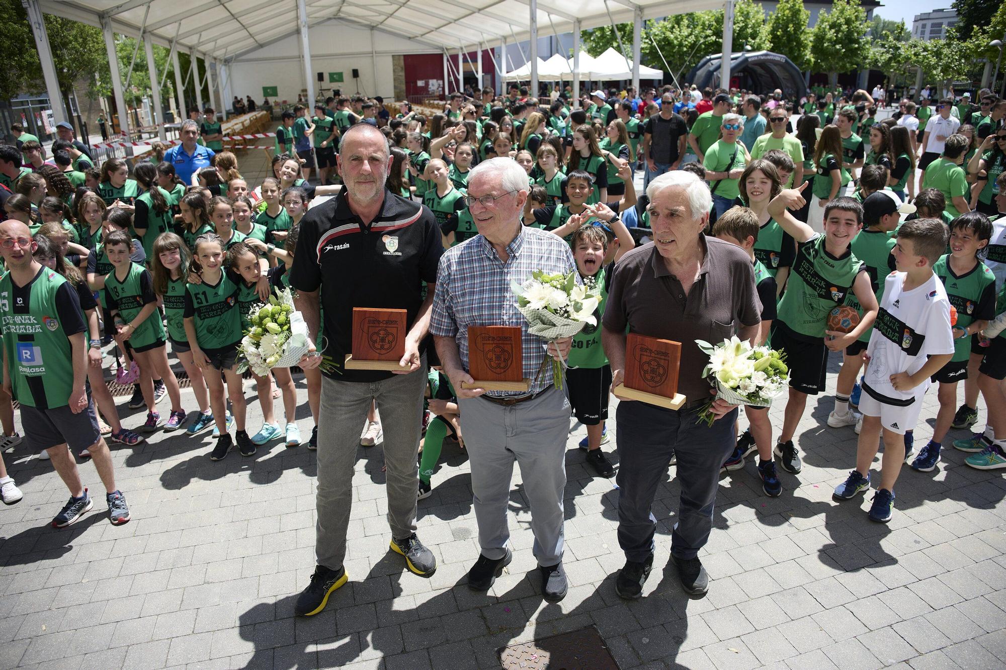 El Club Deportivo Beti Onak celebra su día entre homenajes