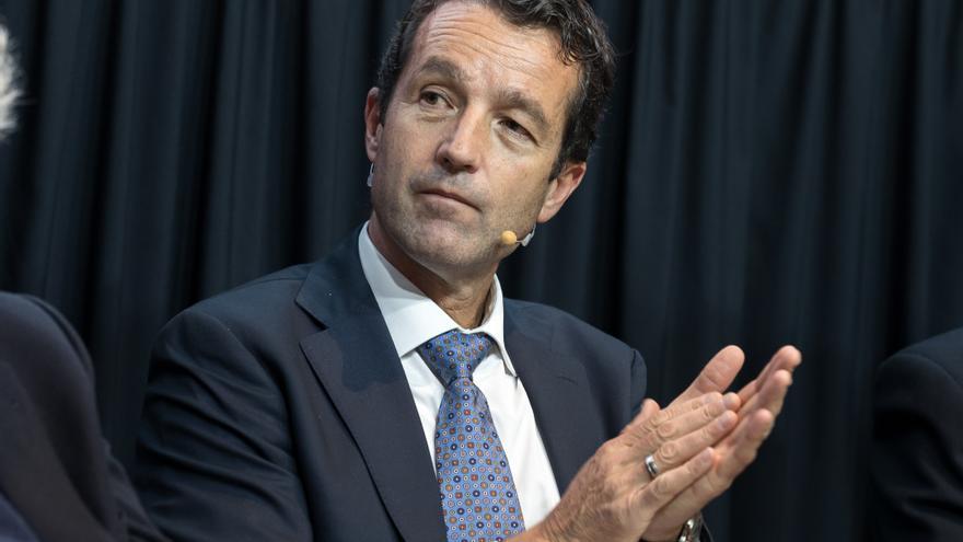 Escribano mantiene la presidencia de Indra tras la reunión del consejo