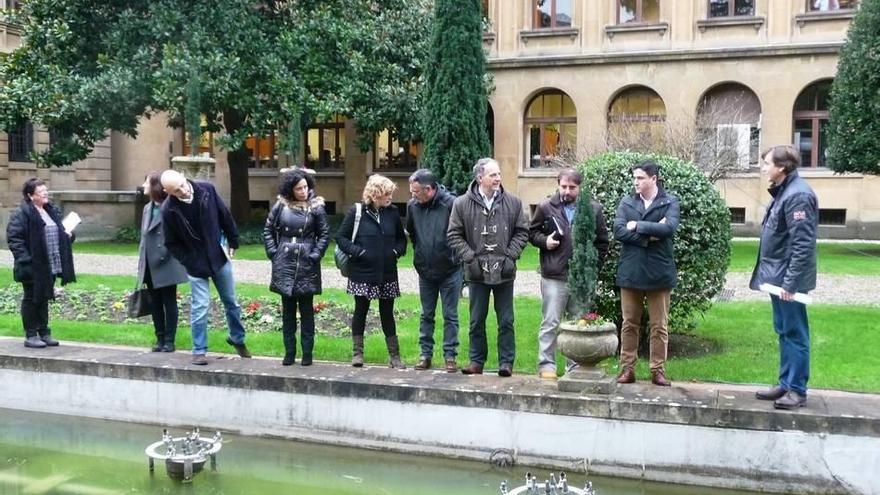 María José Beaumont, Iñaki Iriarte, Inma Jurío, Arantza Izurdiaga, Patxi Leuza, Adolfo Araiz, Unai Hualde, Óscar Arizcuren, Pedro López.