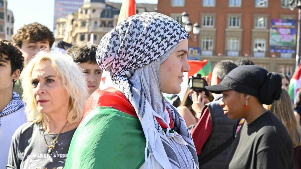 Miles de personas se manifiestan en Bilbao en apoyo al pueblo palestino
