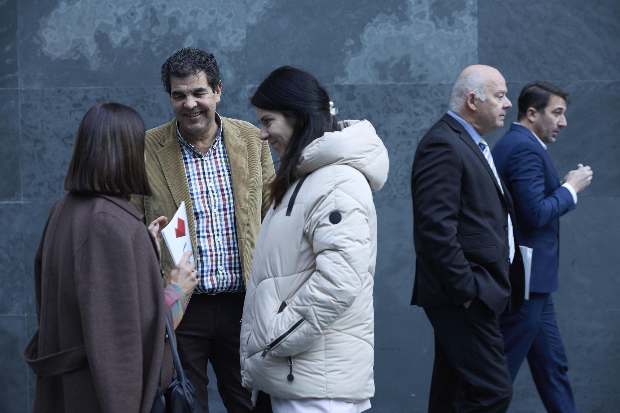 Fotos del pleno del Parlamento de Navarra del 27 de noviembre
