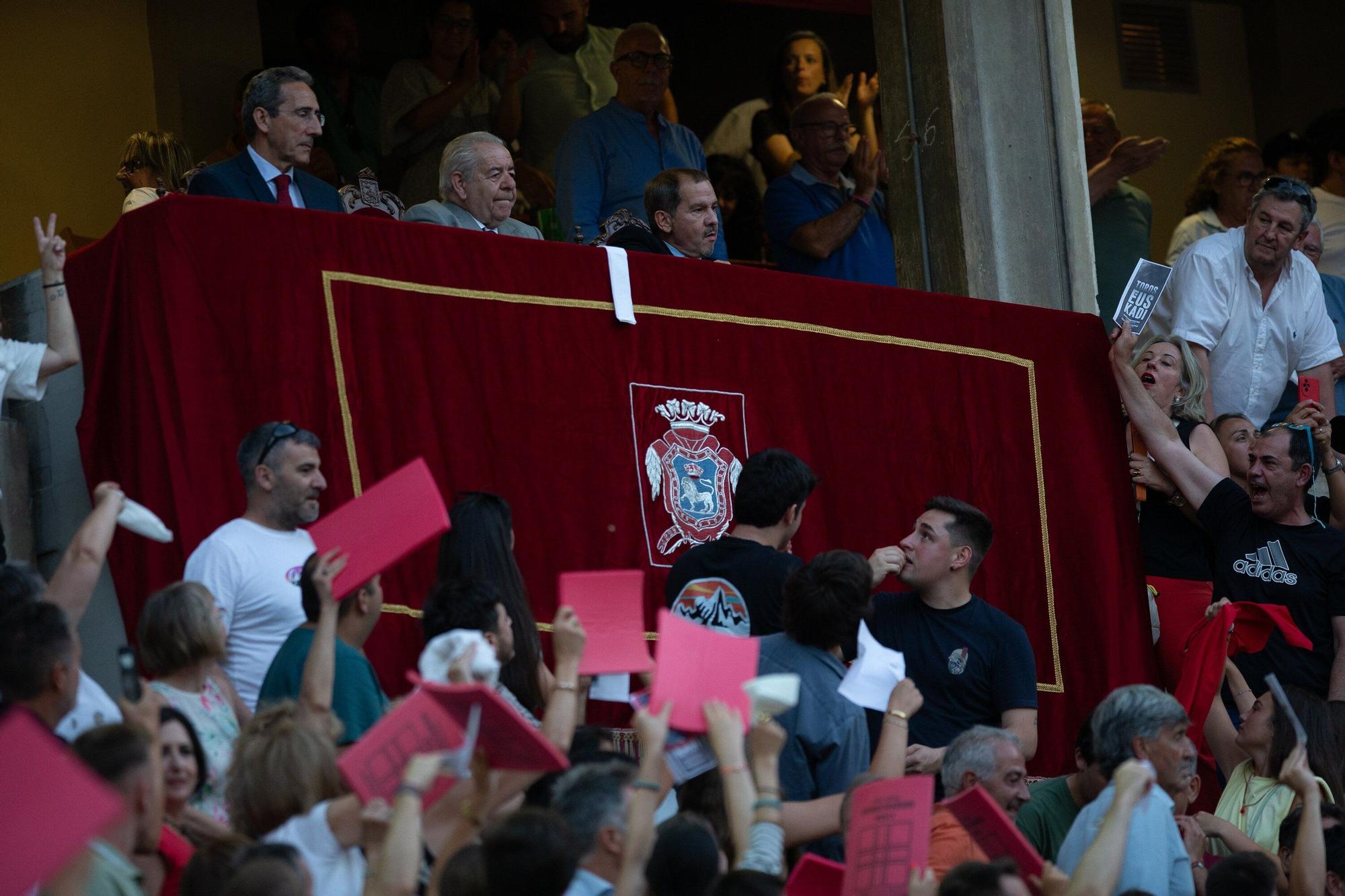 Fotos de la novillada de San Fermín 2025