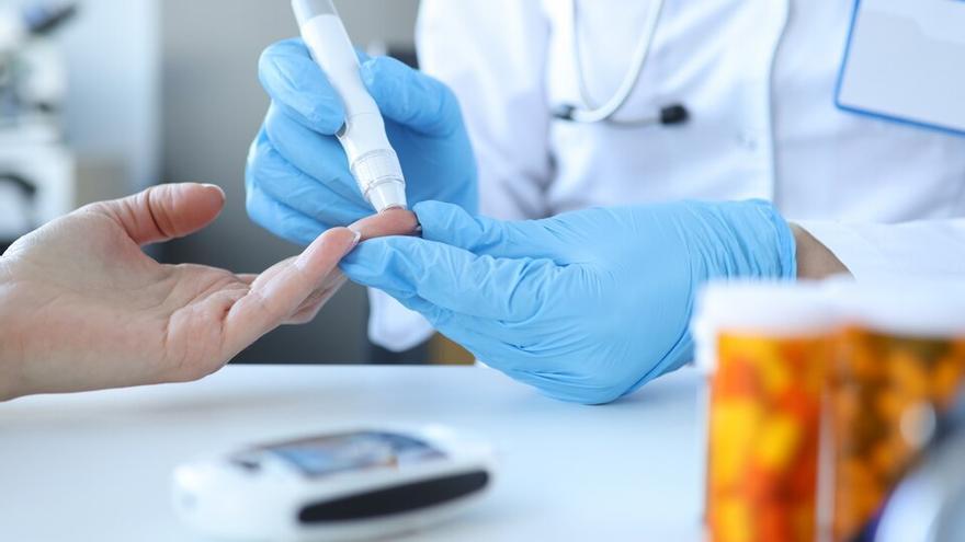 Grünenthal lanza una campaña en el metro de Bilbao para concienciar sobre esta desconocida complicación