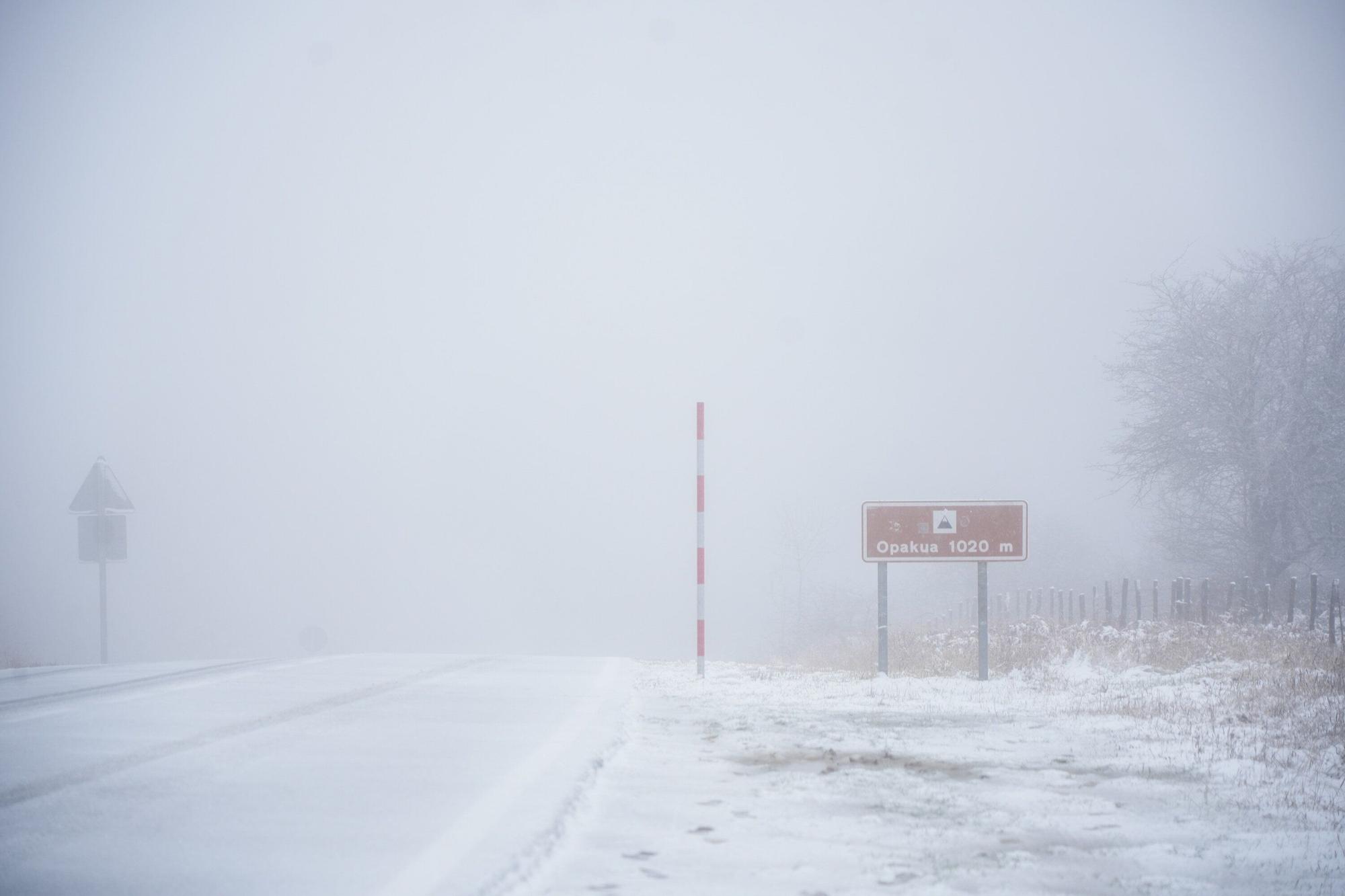 Las primeras nieves del otoño cubren Opakua