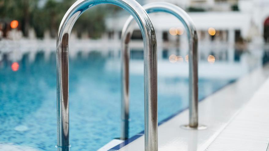 Condenado a 21 meses de prisión por tocamientos y acoso a dos menores en unas piscinas de Pamplona