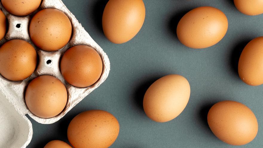 ¿Huevos fuera o dentro de la nevera? Los expertos 