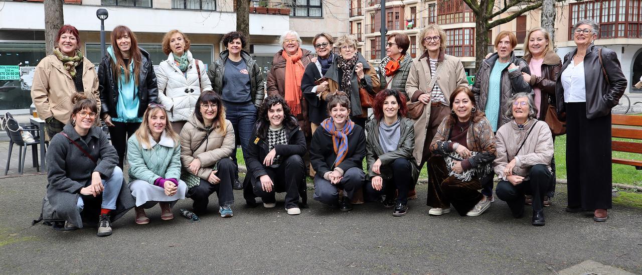 Mujeres creativas al frente: arte, artesanía y producción con sello femenino