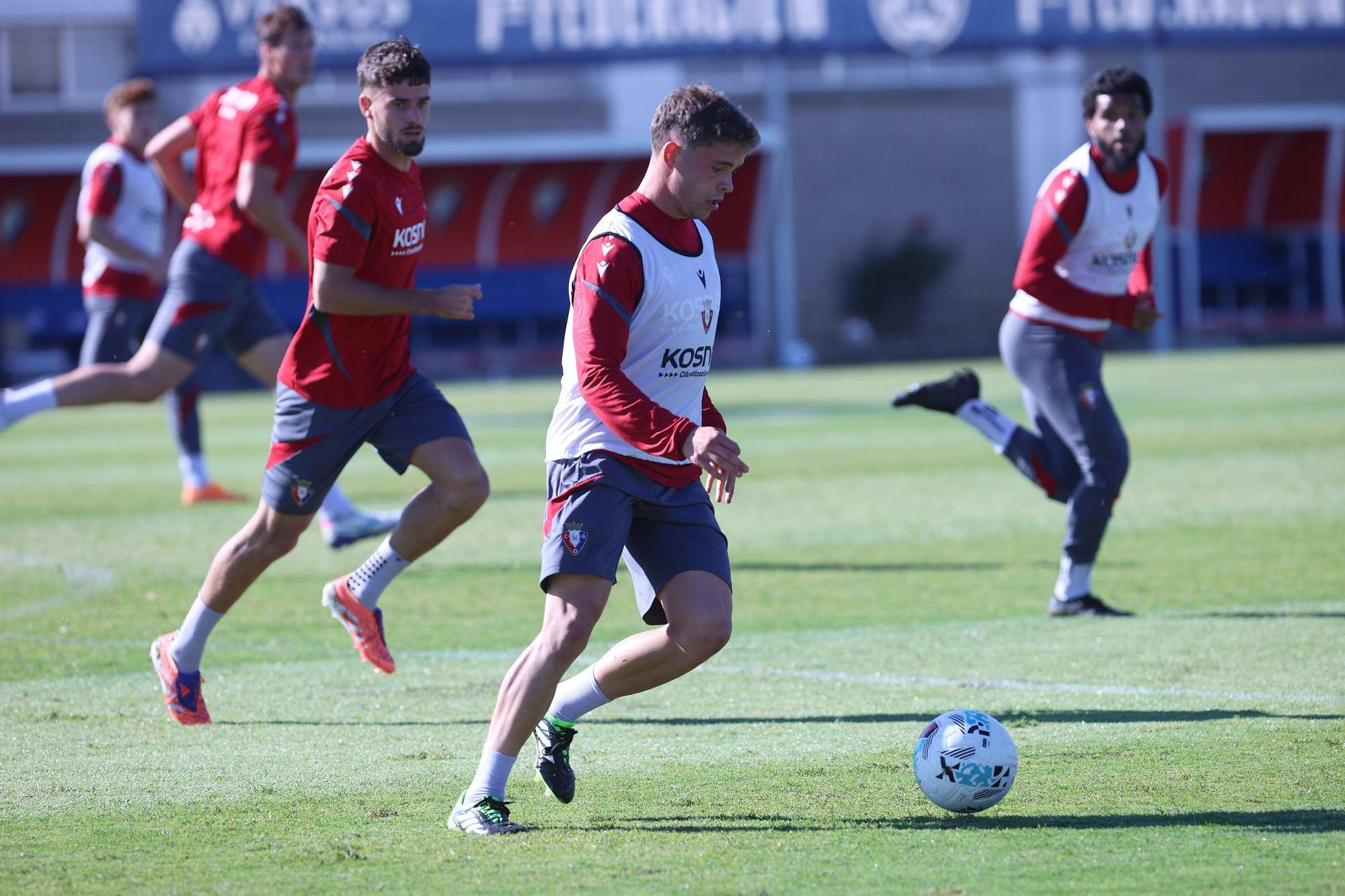 Fotos del entrenamiento de Osasuna (miércoles 8 de octubre de 2025)