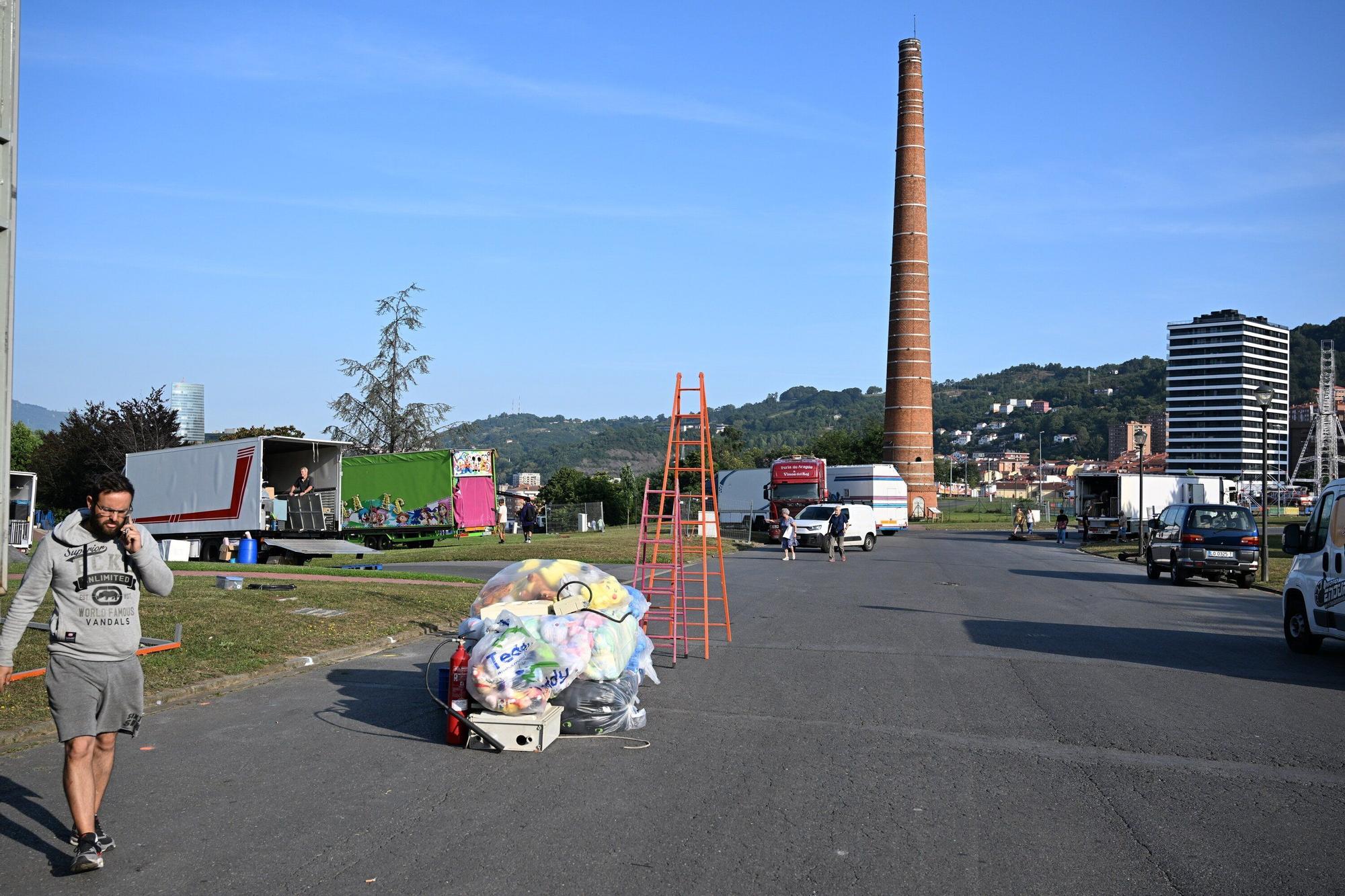 En imágenes: Comienza el montaje de las barracas de Aste Nagusia