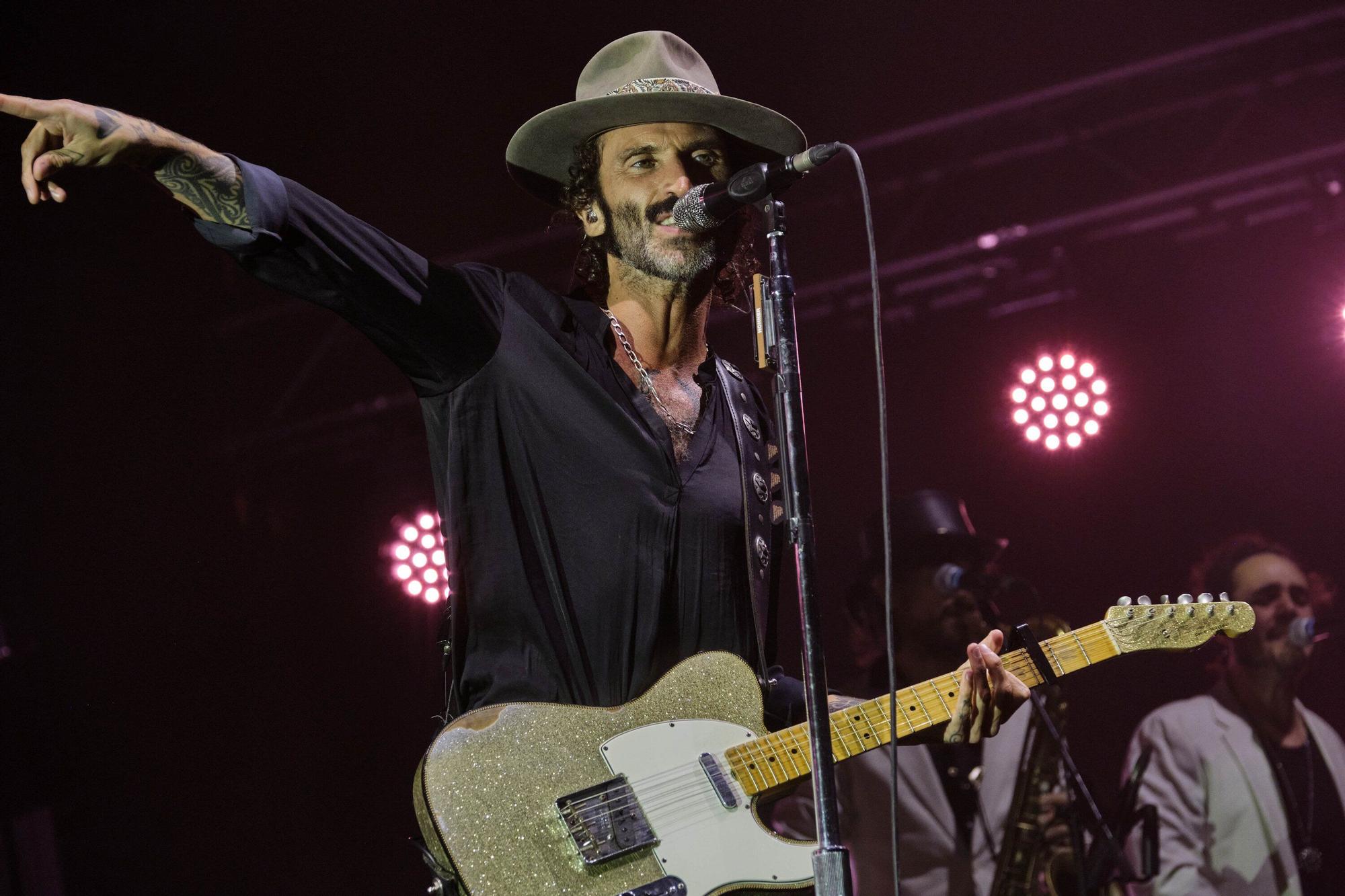 Fotos del concierto de Leiva en el Navarra Arena