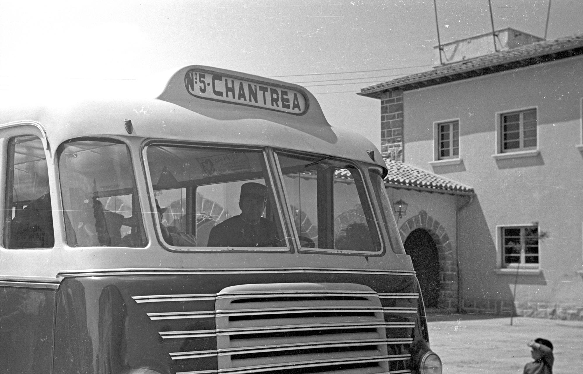 La número 5 era la villavesa de la Txantrea en el año 1953.