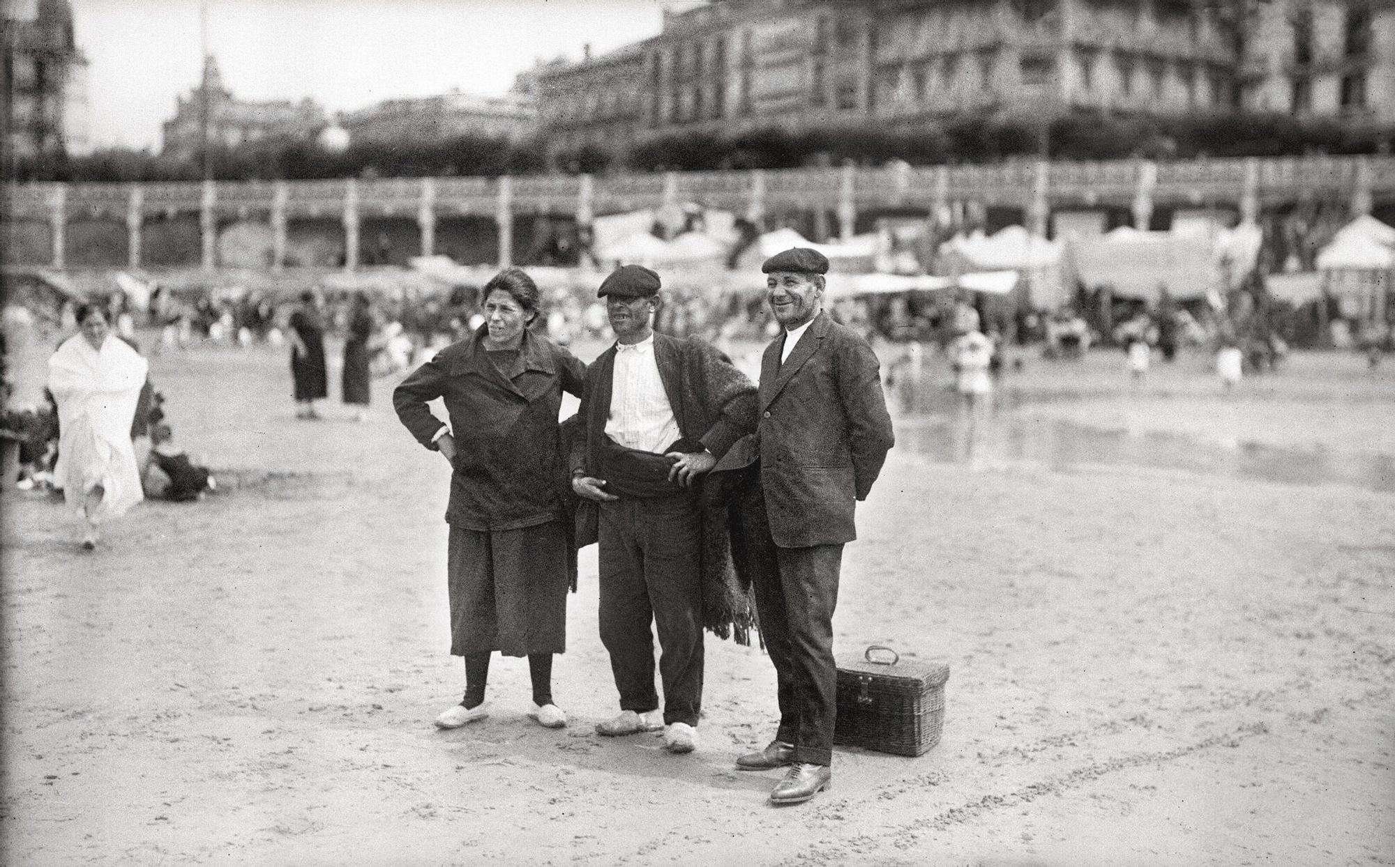 La Donostia desaparecida. Una exposición de fotos en Tabakalera mostrará la transformación urbana, social y humana de la capital entre 1863 y 1936