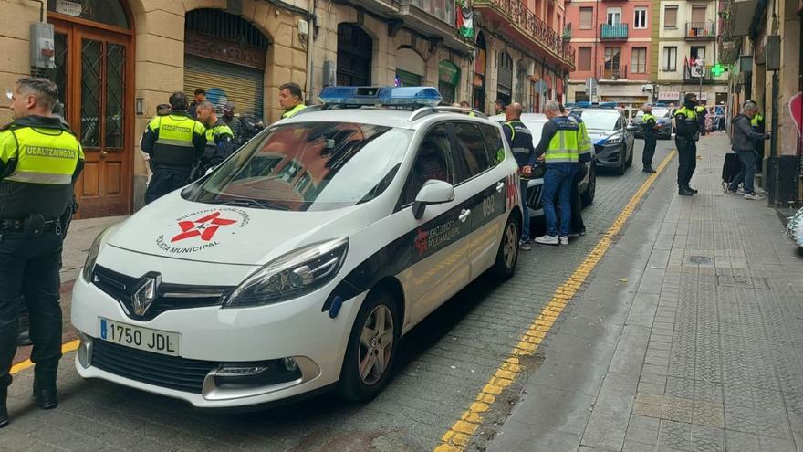 Tres detenidos en un operativo contra el tráfico de drogas en San Francisco