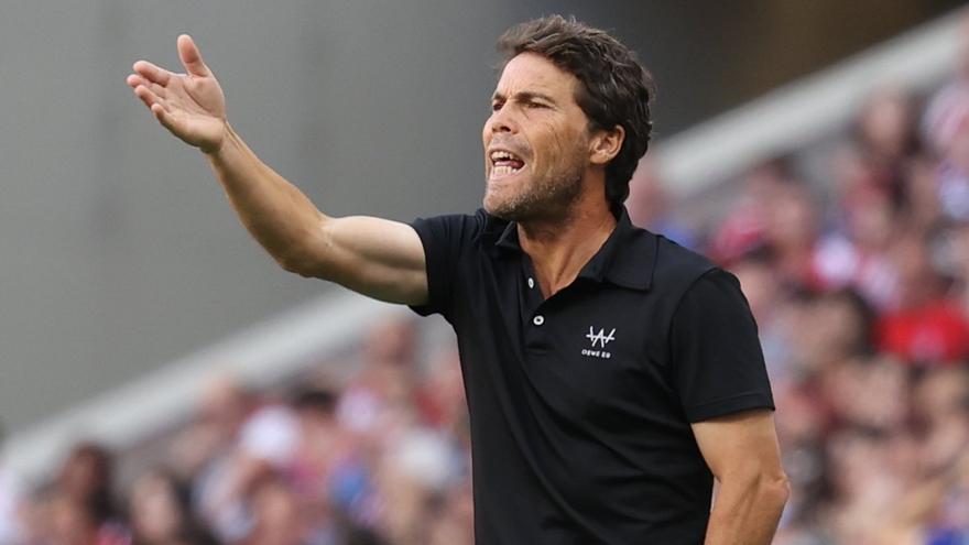 El Almería, al borde del abismo