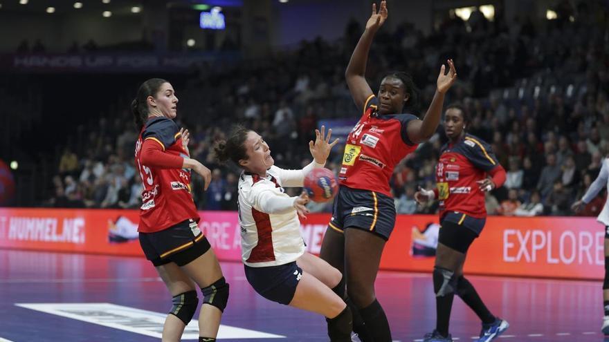 Jugadoras de balonmano denuncian racismo en España: &quot;Es inadmisible&quot;