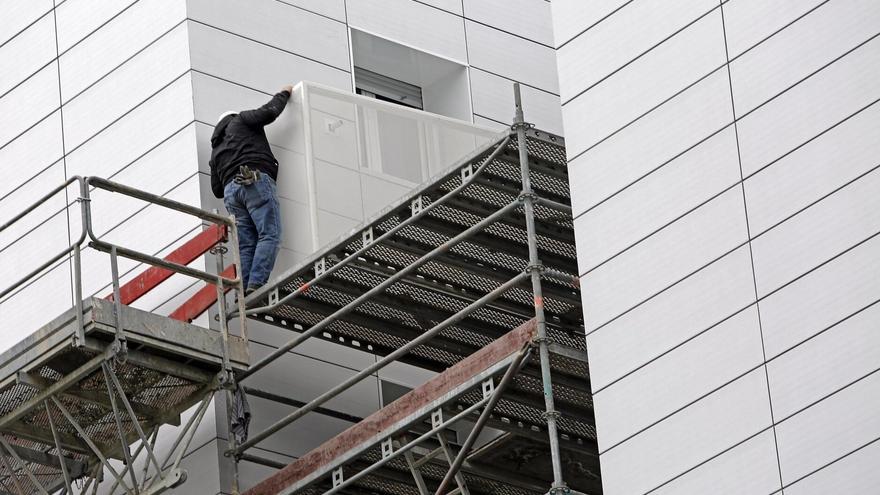 El futuro decreto foral de habitabilidad exigirá ventanas y fachadas más eficientes