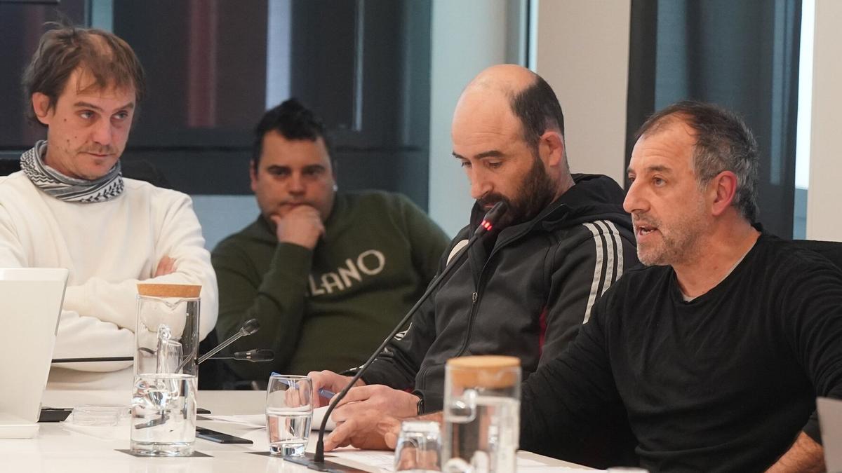 Intervención de los trabajadores de Astilleros Balenciaga en las Juntas Generales de Gipuzkoa.