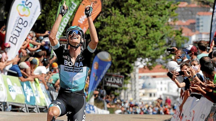 Grosschartner toma el Castillo