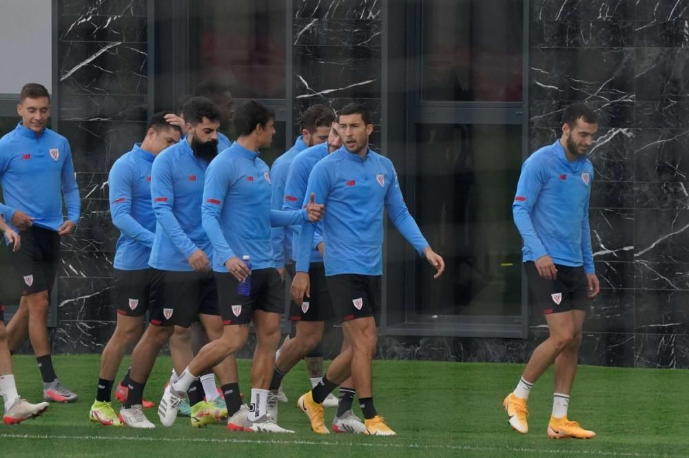 Entrenamiento del Athletic en Lezama.