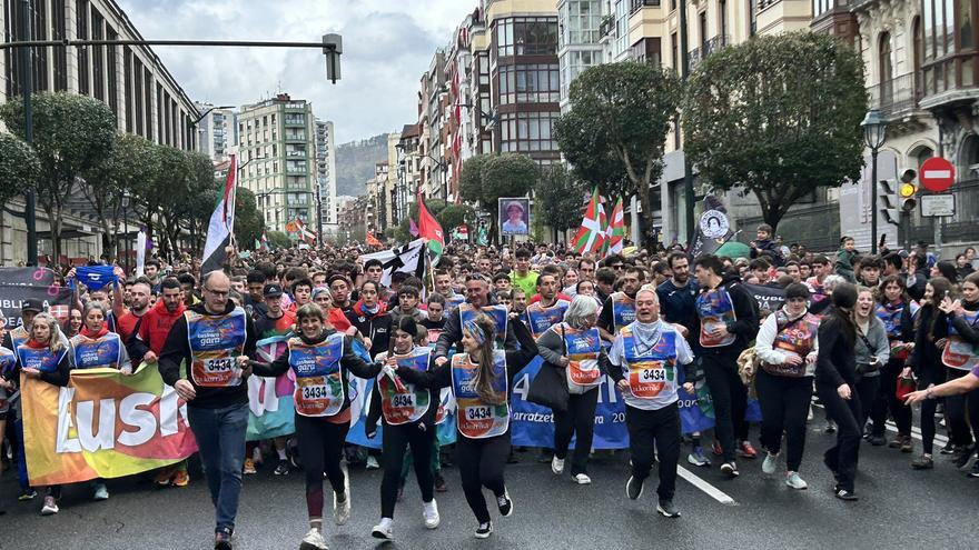 El mensaje a 7 manos en el lekuko de la Korrika 24: "Euskara gara"