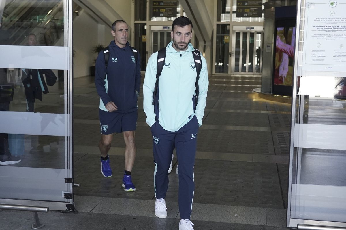 El Athletic vuelve a Bilbao desde Dortmund