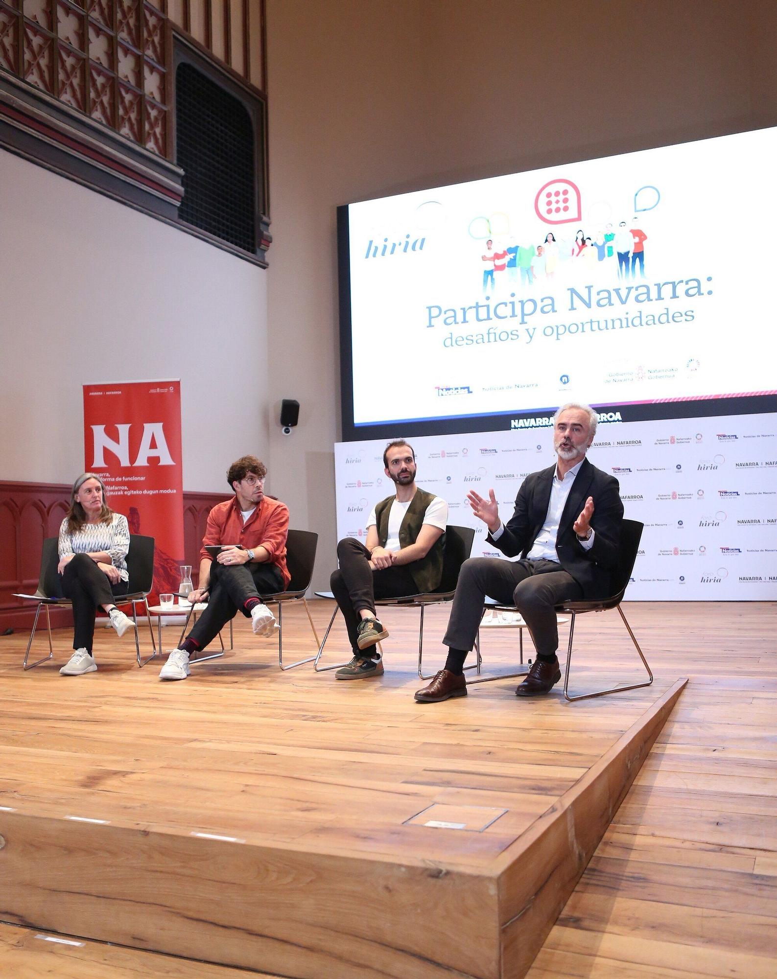 Fotos del Foro Hiria 'Participa Navarra: desafíos y oportunidades'