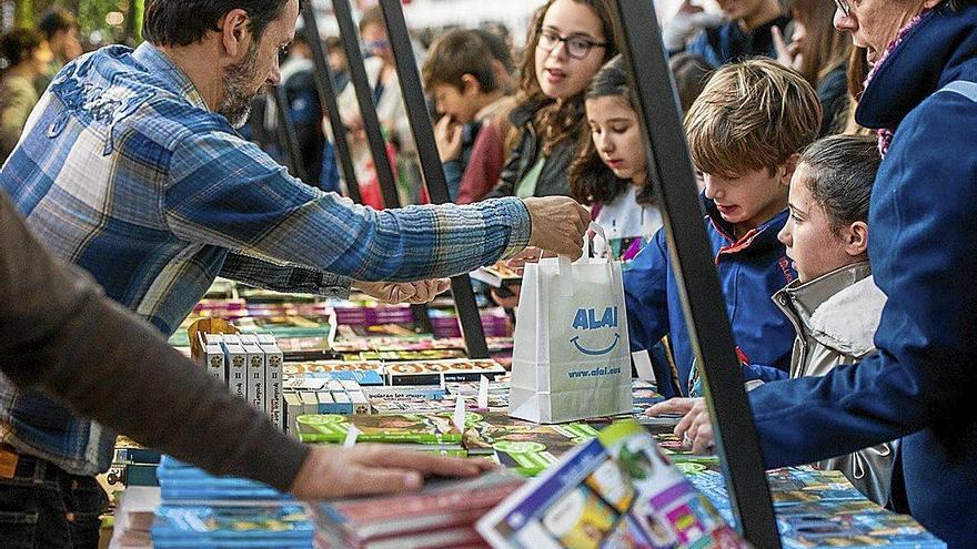 Durangoko Azokak ikasleen presentzia masiboa ekidingo du