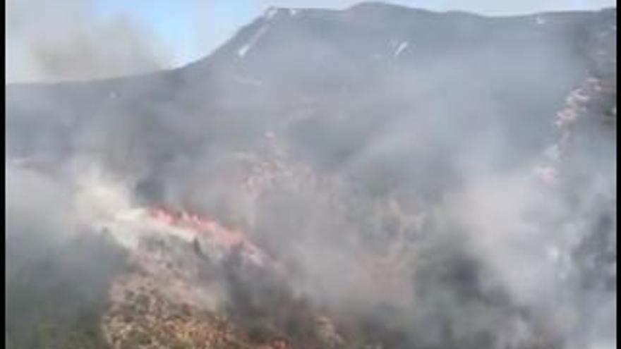 Declarado un incendio forestal en Urraúl Alto