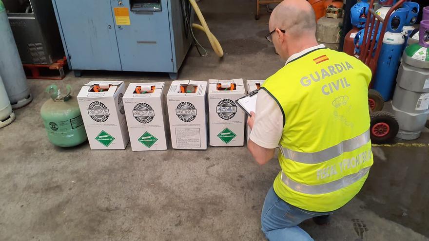 Gipuzkoa: inmovilizadas 16 botellas de gas fluorado por infracciones en materia fiscal