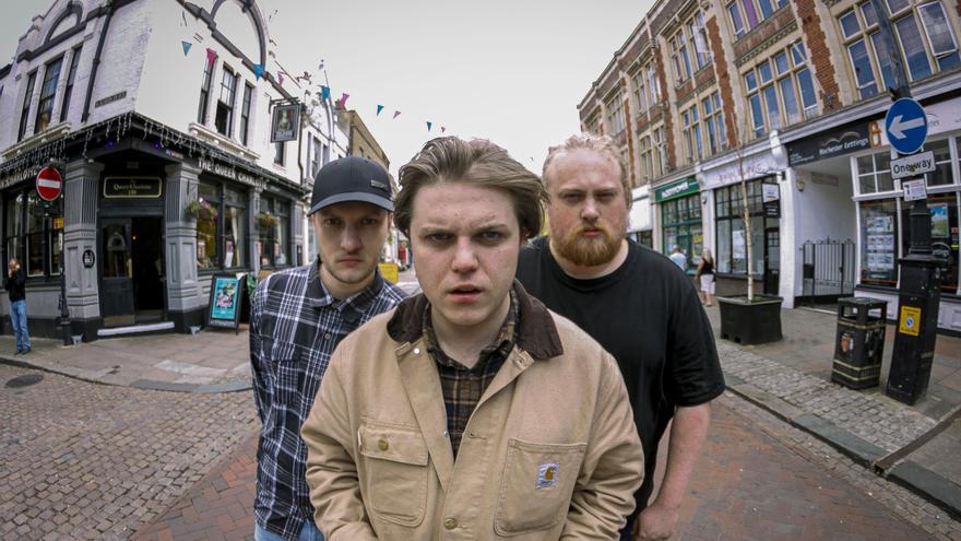 El trío británico Zac Schulze Gang y la banda guipuzcoana John Dealer &amp; The Coconuts se suman al Osteguna Rock Vital Fest