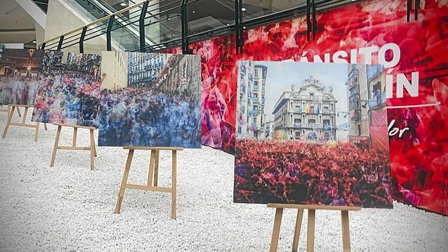 Algunas de las fotografías de la muestra ‘Tránsito San Fermín’.