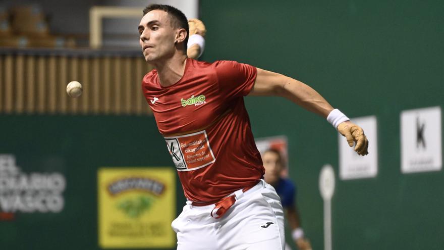 Zubizarreta III-Aranguren rompen su mala racha en el Parejas Serie B