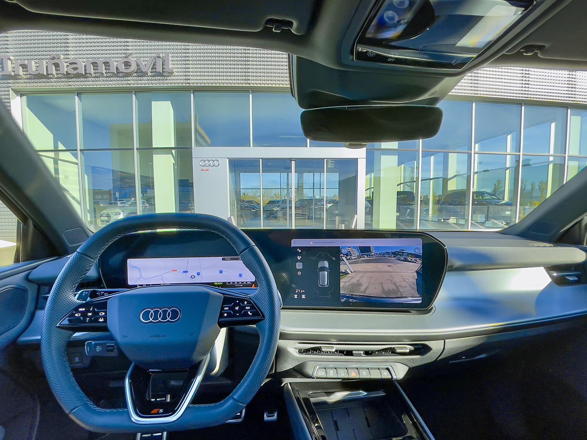 Audi-Q3-SUV e-hybrid, en Iruñamovil