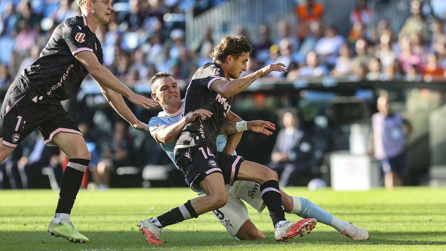 El Alavés vuelve a pecar de falta de contundencia en defensa