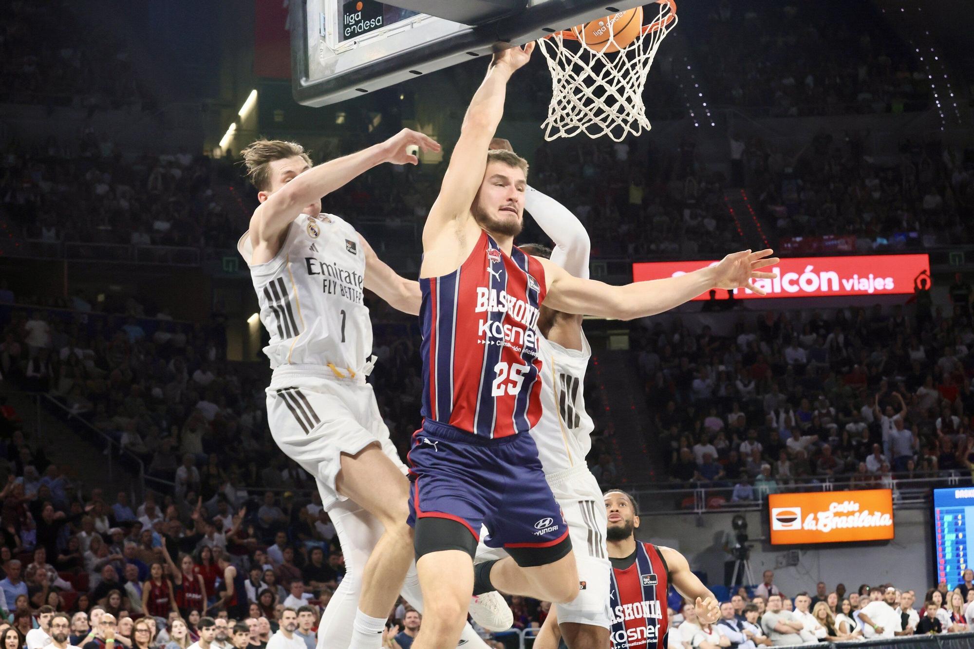 En imágenes: Así está siendo el Baskonia - Real Madrid