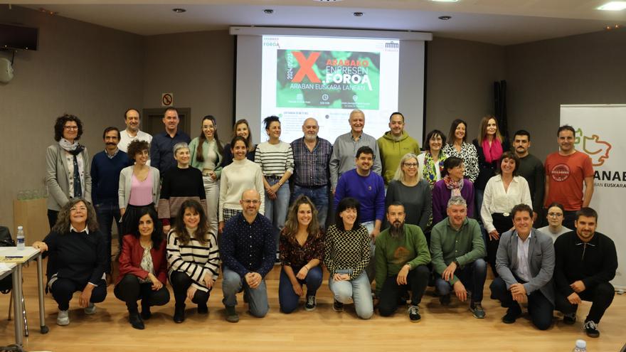 Subrayan el valor que el euskera le da a la empresa en el X foro de empresas alavesas