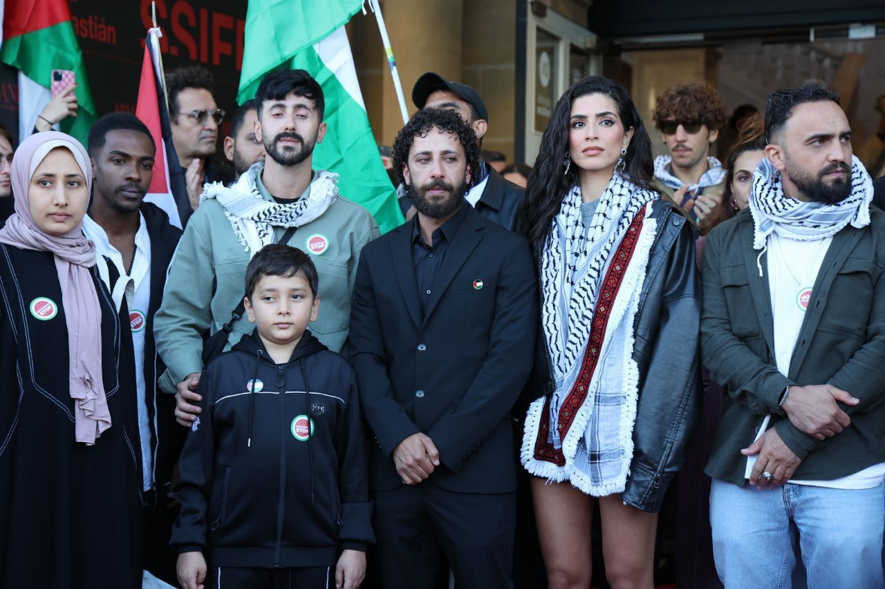 Zinemaldia: la solidaridad con Palestina llena las calles de Donostia