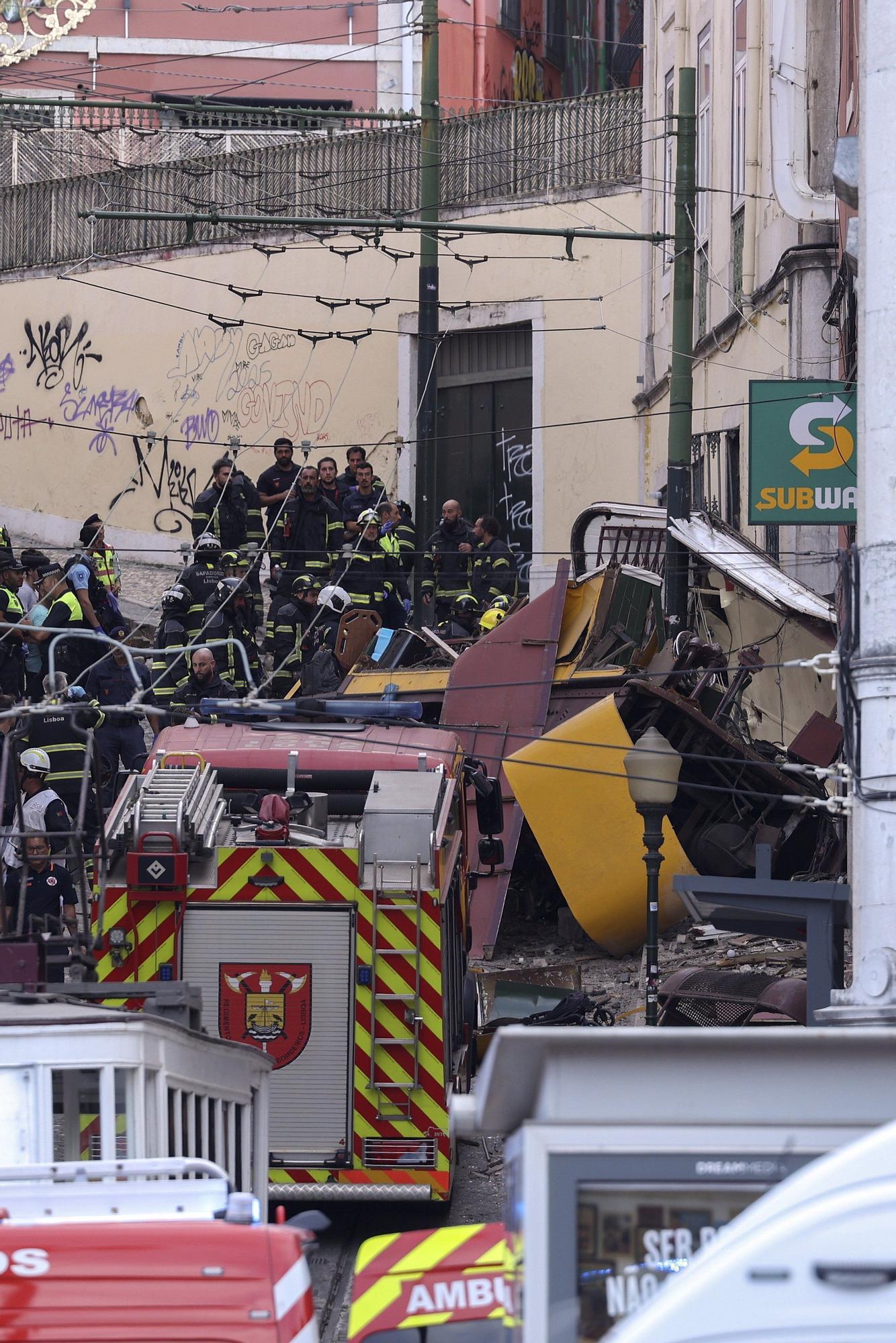15 muertos en el descarrilamiento del Elevador de Gloria en Lisboa