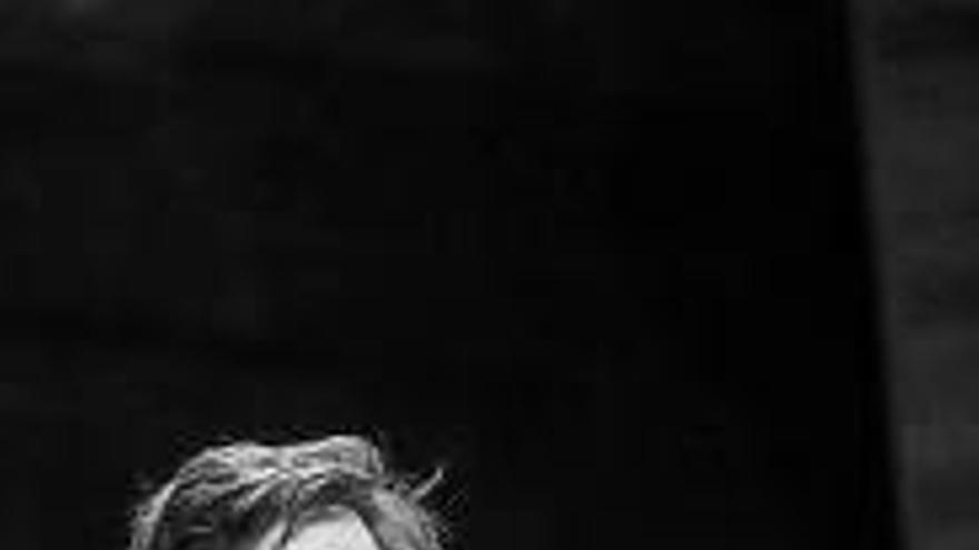 Poesía y música se funden de la mano de Alberto San Juan y Fernando Egozcue