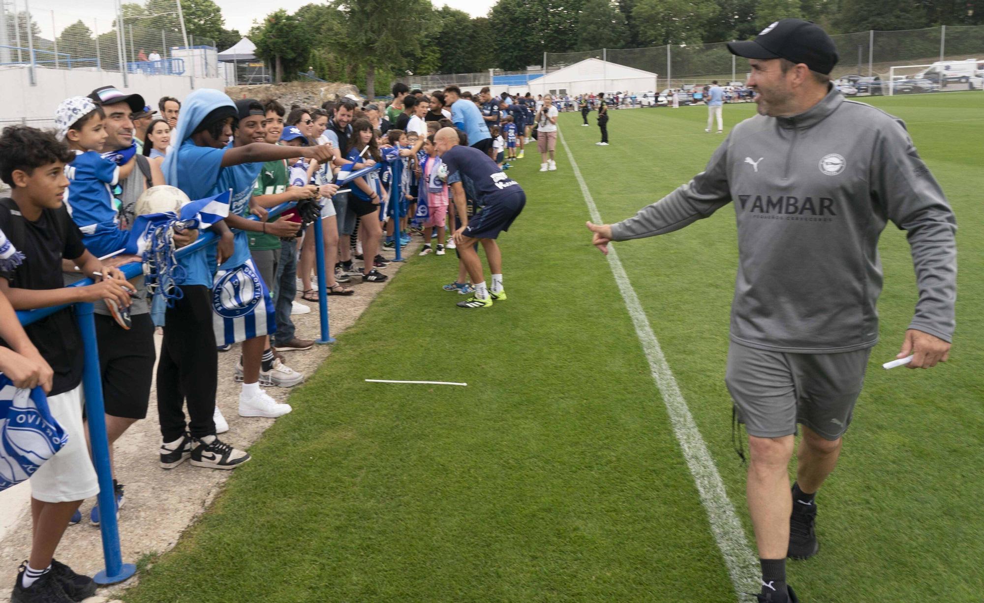 En imágenes: Una afición entregada al Alavés
