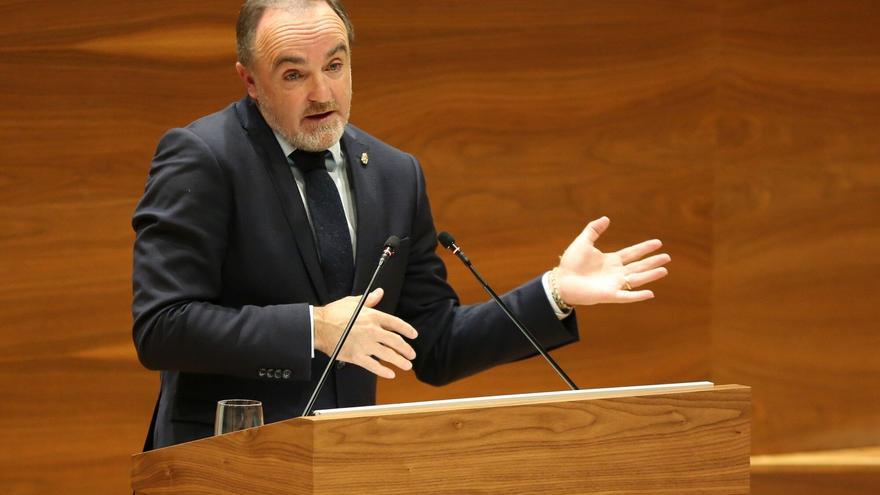 Esparza muestra su satisfacción por el aval del TSJN a la decisión de recurrir la LOMLOE