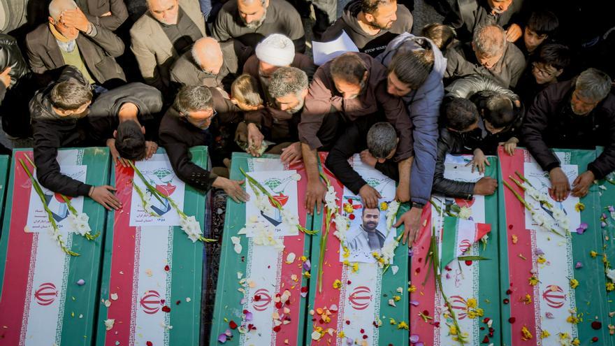 Más de 1.200 muertos y hospitales inoperativos en Irán en casi una semana de guerra